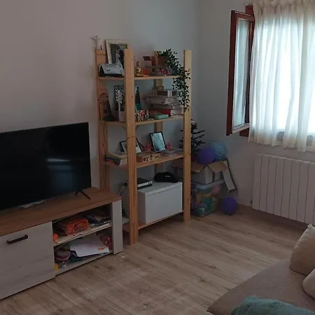 Casa Acogedora Y Equipada Con Jardin Сasa de vacaciones *