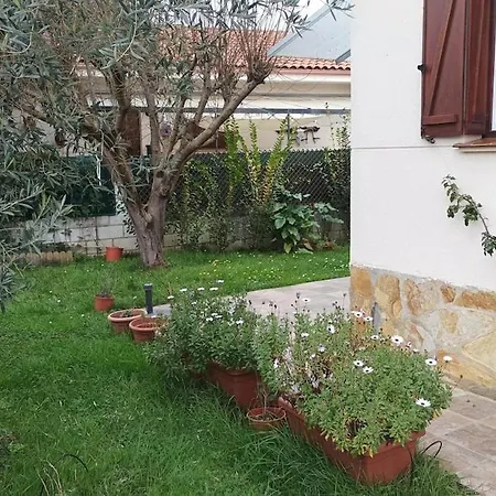 Casa Acogedora Y Equipada Con Jardin