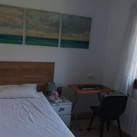 Сasa de vacaciones Casa Acogedora Y Equipada Con Jardin *