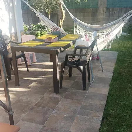 Casa Acogedora Y Equipada Con Jardin Сasa de vacaciones