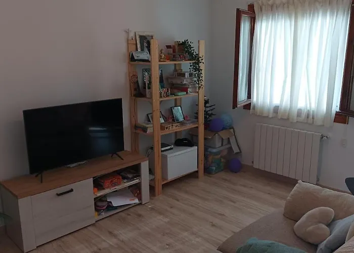 Casa Acogedora Y Equipada Con Jardin Holiday home *