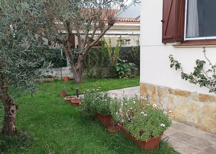 Casa Acogedora Y Equipada Con Jardin