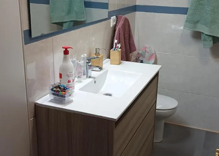 Casa Acogedora Y Equipada Con Jardin *