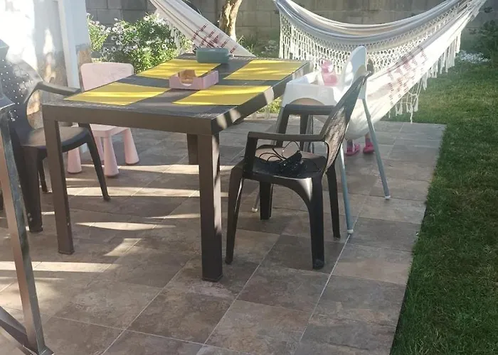 Casa Acogedora Y Equipada Con Jardin Holiday home