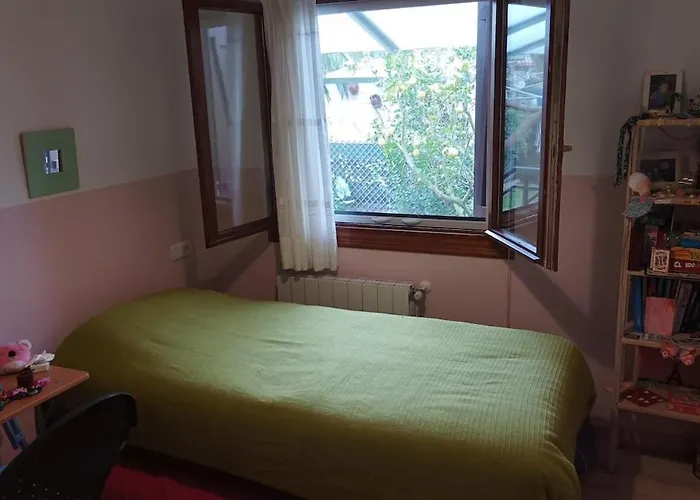 Ferienhaus Casa Acogedora Y Equipada Con Jardin Argoños